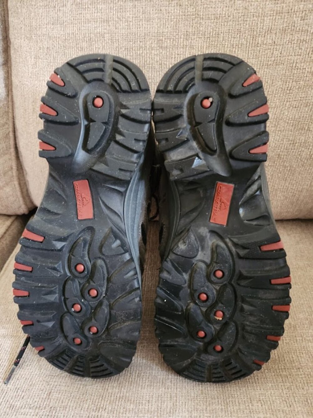 hiking boot - Picture 2 of 2